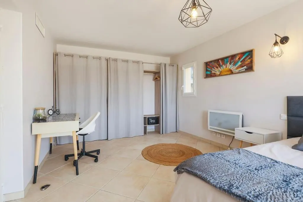 Spacieuse Villa Nicoise Au Calme Avec Piscine Nice 0*,